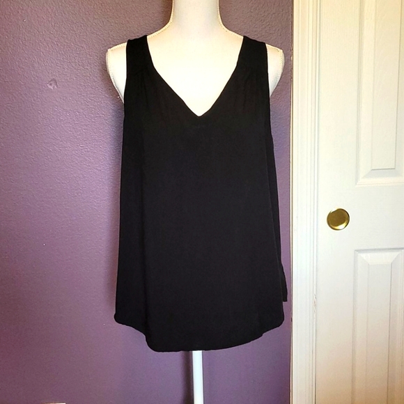 Old Navy Tops - Black, flowy tank top
